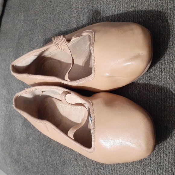 OLD NAVY MARY JANE SHOES - Picture 2 of 9